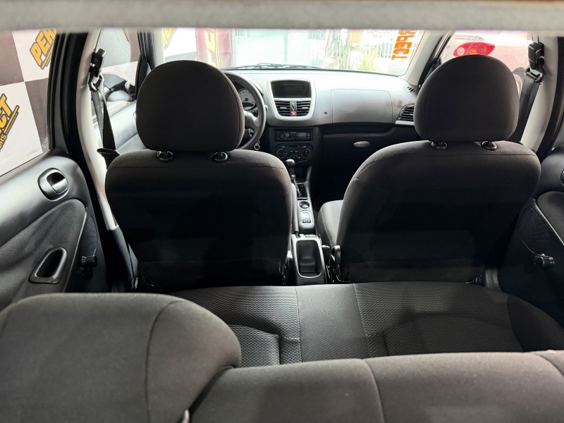 207 1.4 XR 8V FLEX 4P MANUAL - 2012 - PORTãO