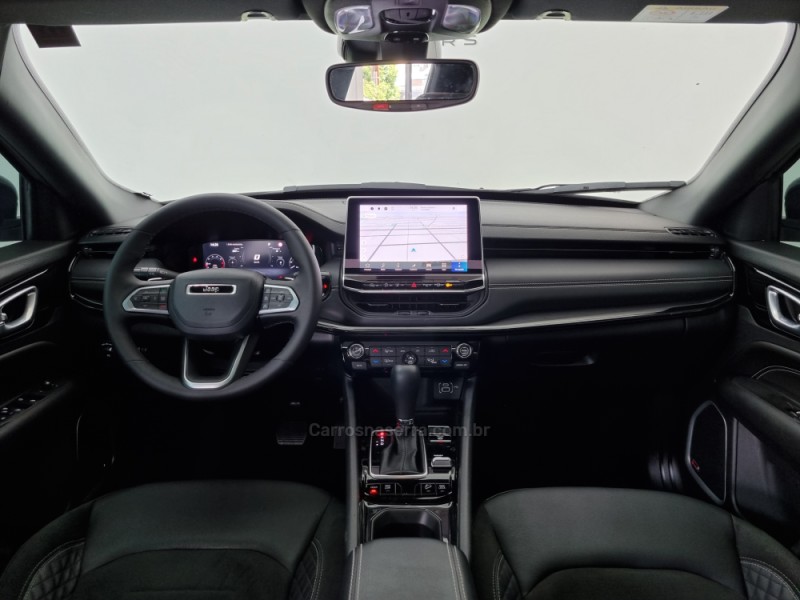 COMPASS 2.0 HURRICANE BLACKHAWK 4X4 TURBO GASOLINA 4P AUTOMÁTICO - 2025 - CAXIAS DO SUL