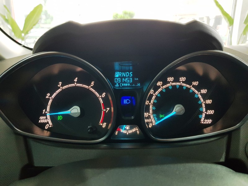 FIESTA 1.6 TITANIUM HATCH 16V FLEX 4P AUTOMÁTICO - 2016 - CAXIAS DO SUL