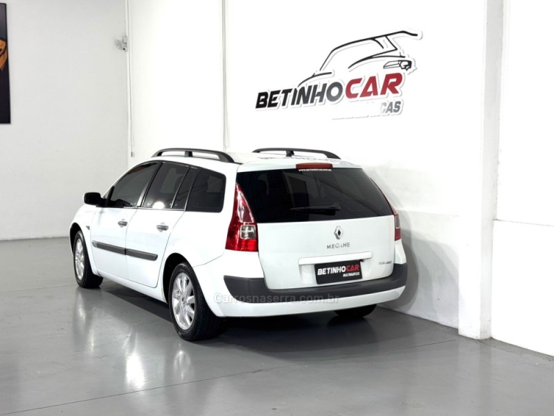 MÉGANE 1.6 DYNAMIQUE GRAND TOUR 16V FLEX 4P MANUAL - 2012 - ESTâNCIA VELHA