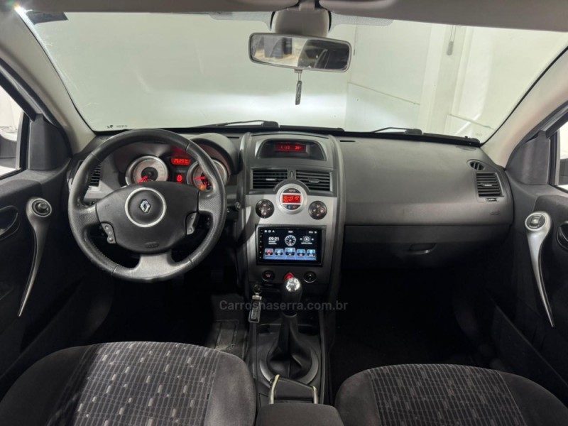 MÉGANE 1.6 DYNAMIQUE GRAND TOUR 16V FLEX 4P MANUAL - 2012 - ESTâNCIA VELHA