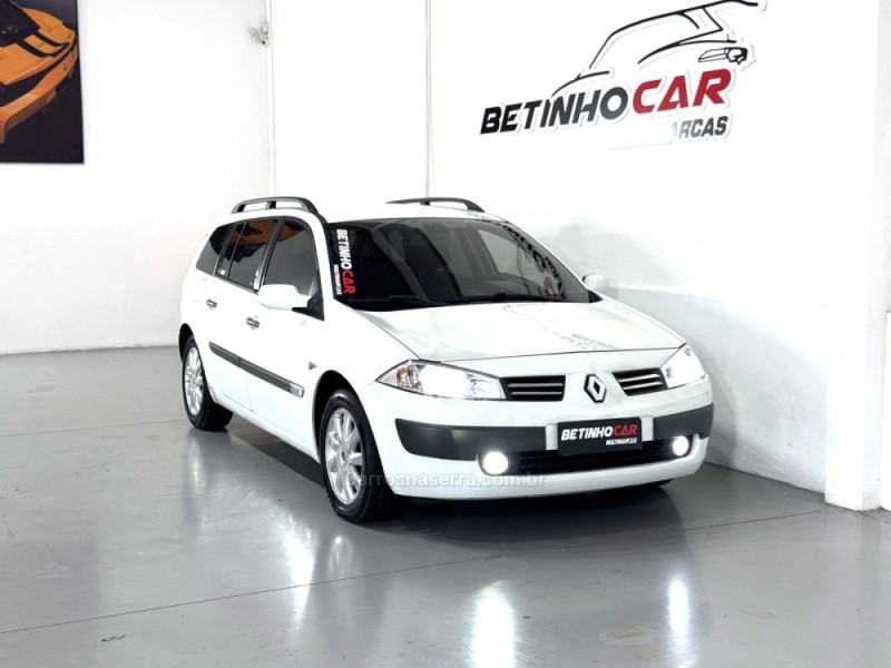 MÉGANE 1.6 DYNAMIQUE GRAND TOUR 16V FLEX 4P MANUAL - 2012 - ESTâNCIA VELHA