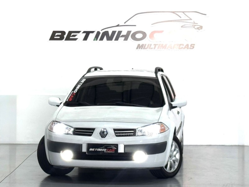 MÉGANE 1.6 DYNAMIQUE GRAND TOUR 16V FLEX 4P MANUAL