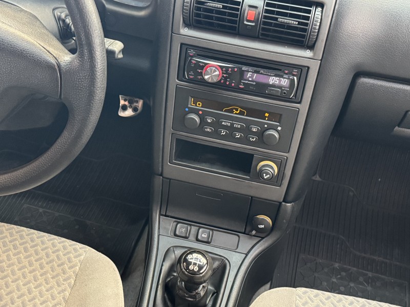 ASTRA 2.0 MPFI CD 8V GASOLINA 4P MANUAL - 2003 - CAXIAS DO SUL