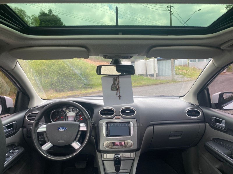 FOCUS 2.0 TITANIUM HATCH 16V FLEX 4P AUTOMÁTICO - 2012 - FLORES DA CUNHA
