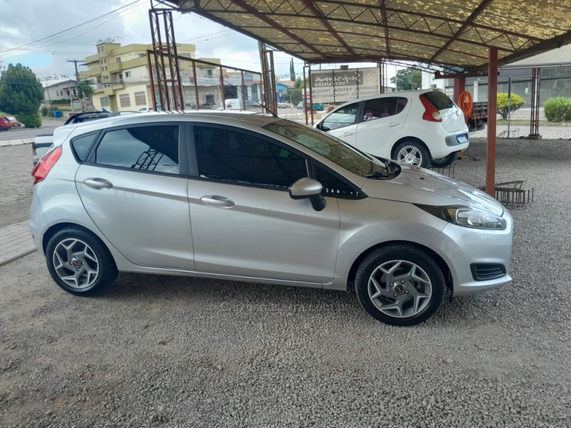 FIESTA 1.5 S HATCH 16V FLEX 4P MANUAL - 2016 - VERANóPOLIS
