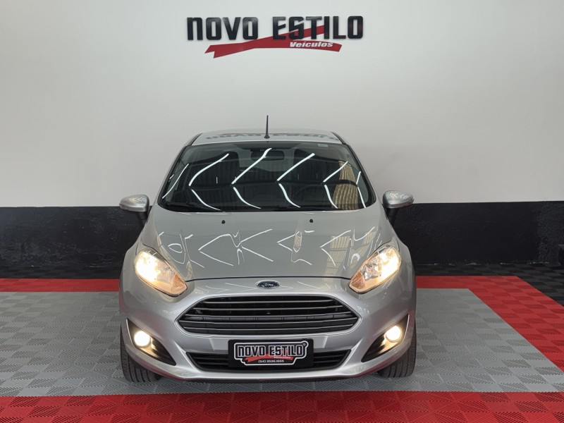 FIESTA 1.6 SE HATCH 16V FLEX 4P MANUAL - 2015 - CAXIAS DO SUL