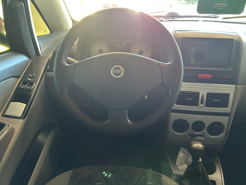 IDEA 1.8 MPI HLX 8V FLEX 4P MANUAL - 2007 - CANELA