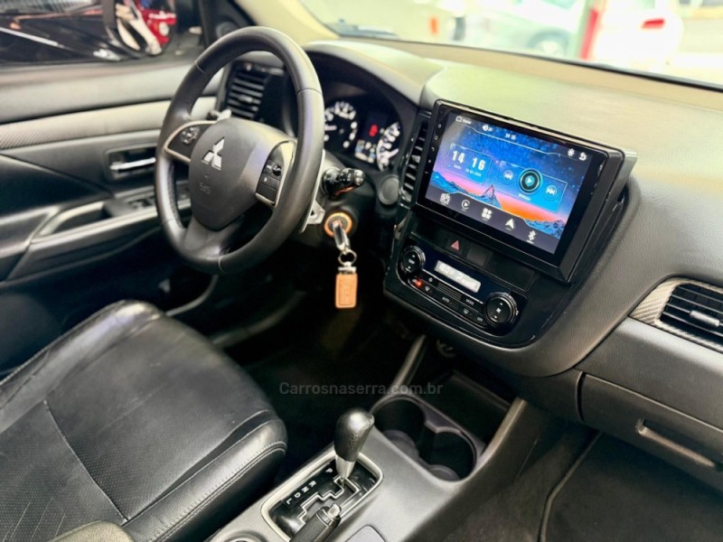 OUTLANDER 2.0 SPORT GLS 16V FLEX 4P AUTOMÁTICO - 2015 - ESTâNCIA VELHA