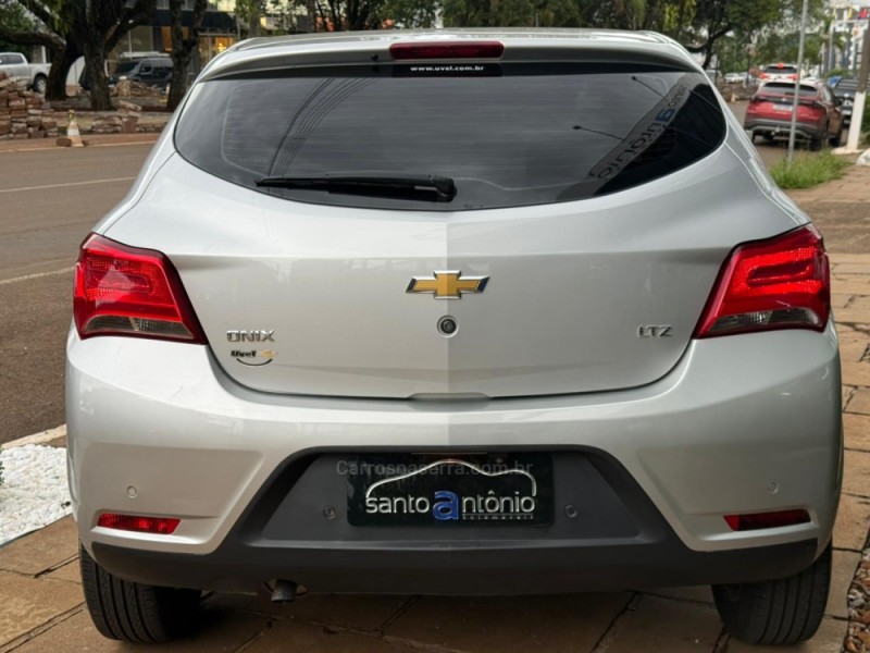 ONIX 1.4 MPFI LTZ 8V FLEX 4P AUTOMÁTICO - 2018 - LAGOA VERMELHA