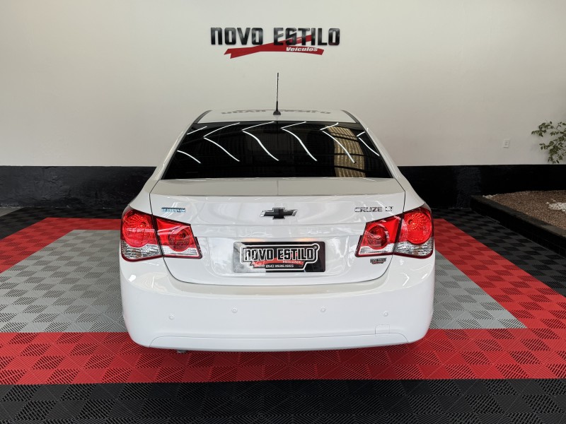 CRUZE 1.8 LT 16V FLEX 4P AUTOMÁTICO - 2013 - CAXIAS DO SUL