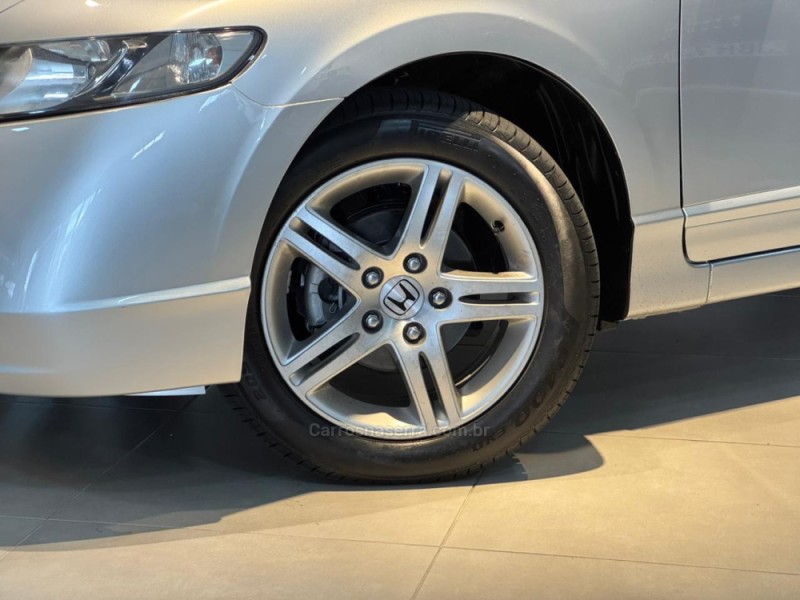 CIVIC 1.8 EXS 16V GASOLINA 4P AUTOMÁTICO - 2008 - CAXIAS DO SUL