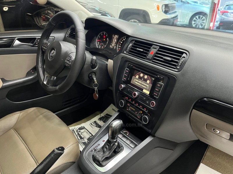 JETTA 2.0 COMFORTLINE FLEX 4P TIPTRONIC - 2012 - ESTâNCIA VELHA