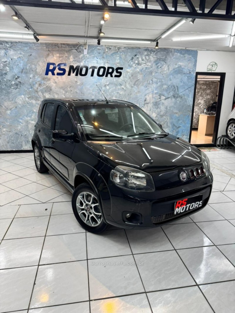 UNO 1.4 EVO SPORTING 8V FLEX 4P MANUAL - 2013 - CAXIAS DO SUL