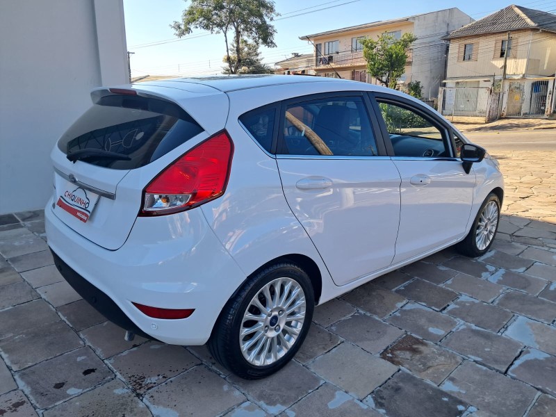 FIESTA 1.6 TITANIUM HATCH 16V FLEX 4P AUTOMÁTICO - 2016 - CAXIAS DO SUL