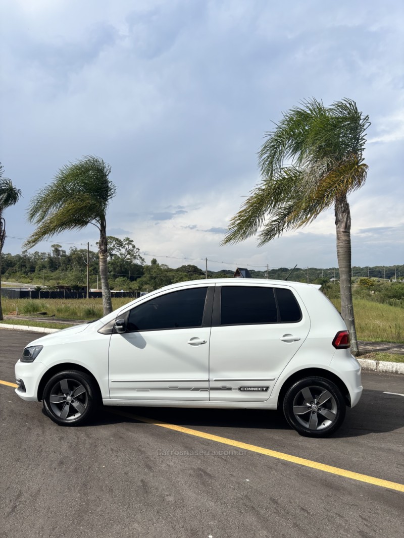 FOX 1.6 CONNECT 8V FLEX 4P MANUAL - 2019 - CARLOS BARBOSA