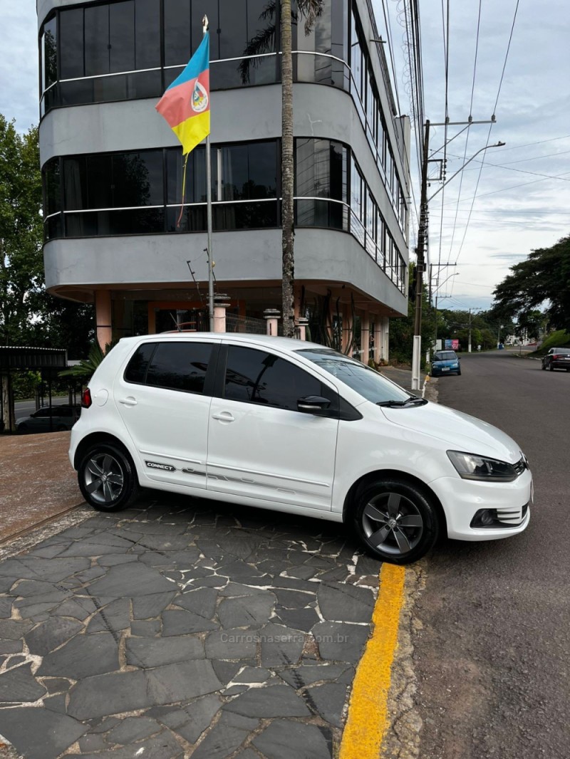 FOX 1.6 CONNECT 8V FLEX 4P MANUAL - 2019 - CARLOS BARBOSA