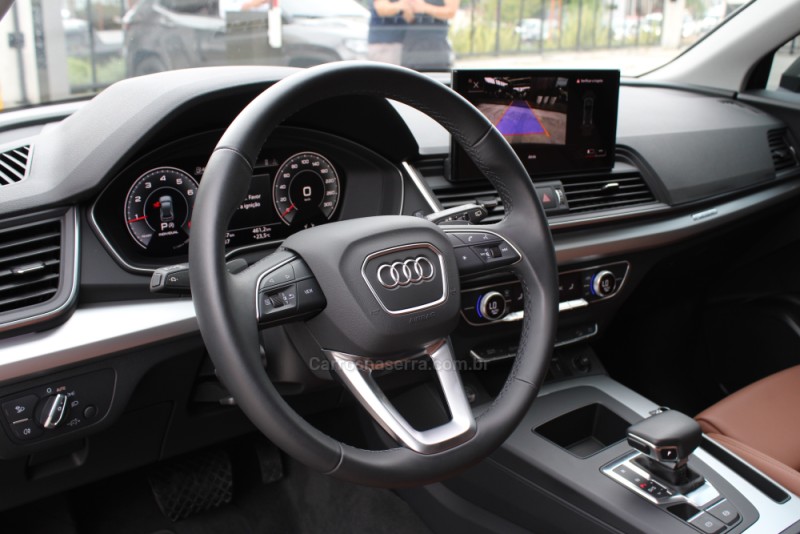 Q5 2.0 TFSI S-LINE S TRONIC 16V GASOLINA 4P AUTOMÁTICO - 2025 - CAXIAS DO SUL