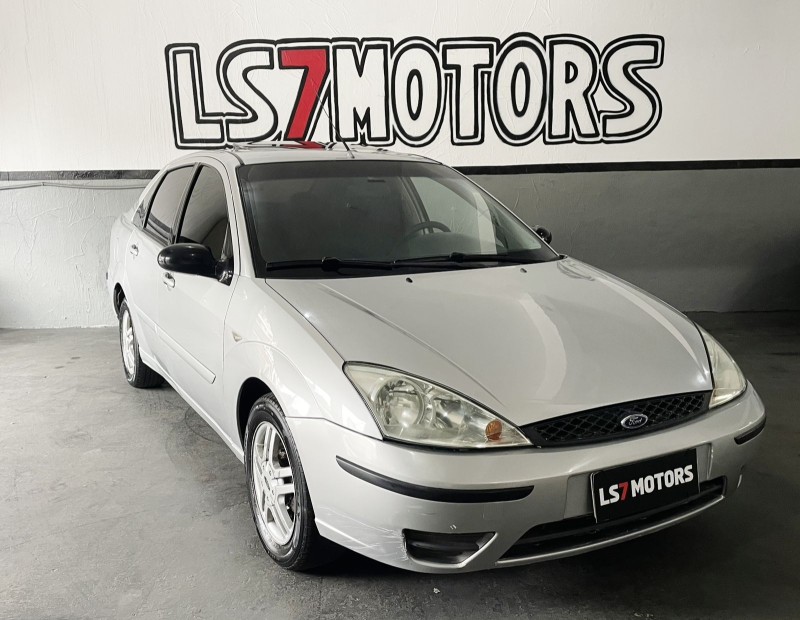 FOCUS 2.0 GLX 16V FLEX 4P AUTOMÁTICO - 2005 - CAXIAS DO SUL