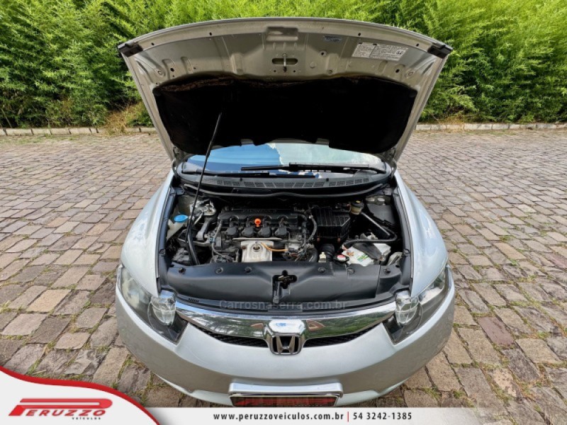 CIVIC 1.8 LXL 16V FLEX 4P MANUAL - 2011 - NOVA PRATA