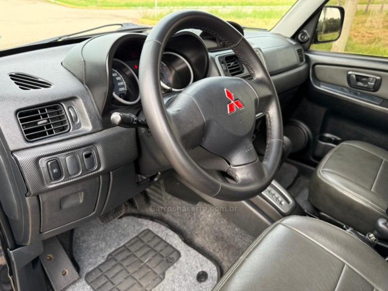 PAJERO TR4 2.0 4X4 16V 140CV FLEX 4P AUTOMÁTICO - 2012 - IVOTI