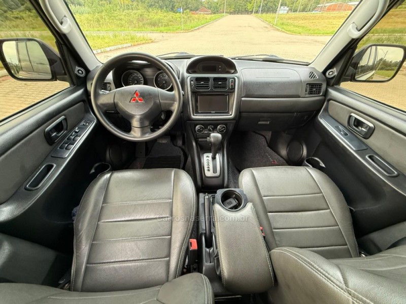 PAJERO TR4 2.0 4X4 16V 140CV FLEX 4P AUTOMÁTICO - 2012 - IVOTI