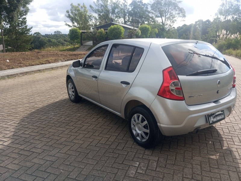 SANDERO 1.0 AUTHENTIQUE PLUS 16V FLEX 4P MANUAL - 2010 - CAXIAS DO SUL