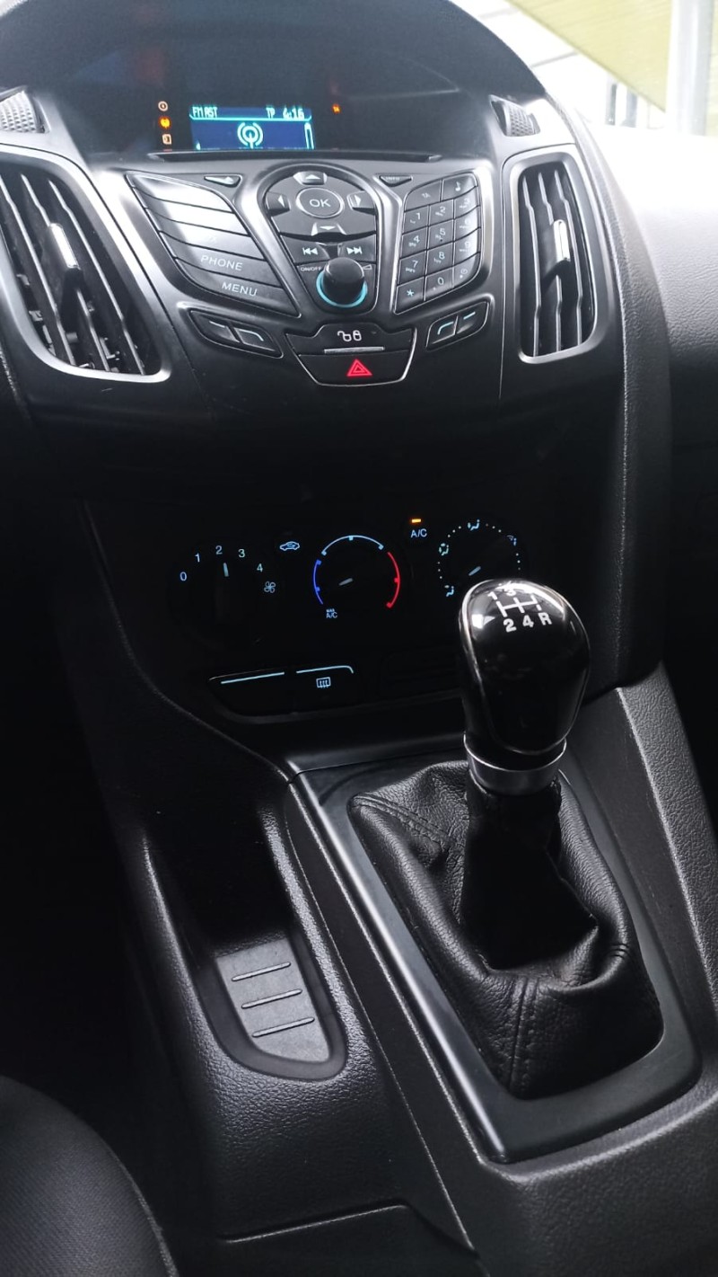 FOCUS 1.6 SE PLUS 16V FLEX 4P MANUAL - 2015 - CAXIAS DO SUL