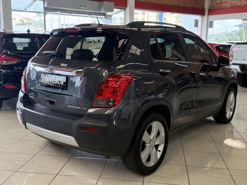 TRACKER 1.8 MPFI LTZ 4X2 16V FLEX 4P AUTOMÁTICO - 2014 - FARROUPILHA