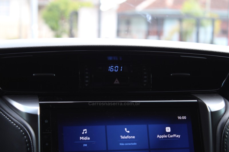 HILUX SW4 2.8 4X4 SRX PLATINUM TURBO DIESEL 4P AUTOMÁTICO - 2025 - CAXIAS DO SUL