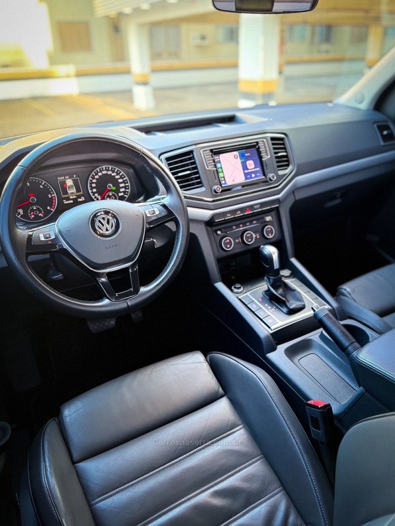 AMAROK 3.0 V6 TDI HIGHLINE CD DIESEL 4MOTION AUTOMÁTICO - 2019 - CANOAS
