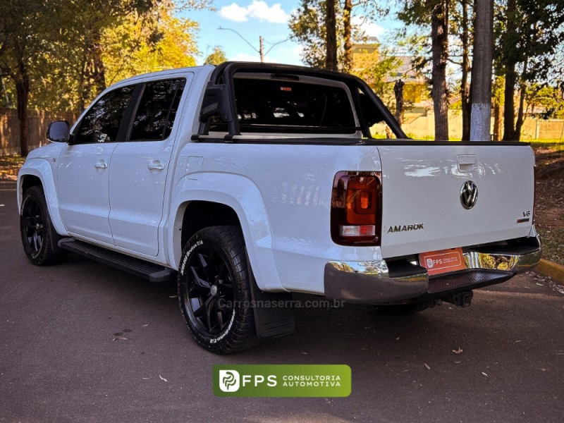 AMAROK 3.0 V6 TDI HIGHLINE CD DIESEL 4MOTION AUTOMÁTICO - 2019 - CANOAS