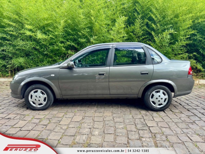 CLASSIC 1.0 MPFI LS 8V FLEX 4P MANUAL - 2014 - NOVA PRATA