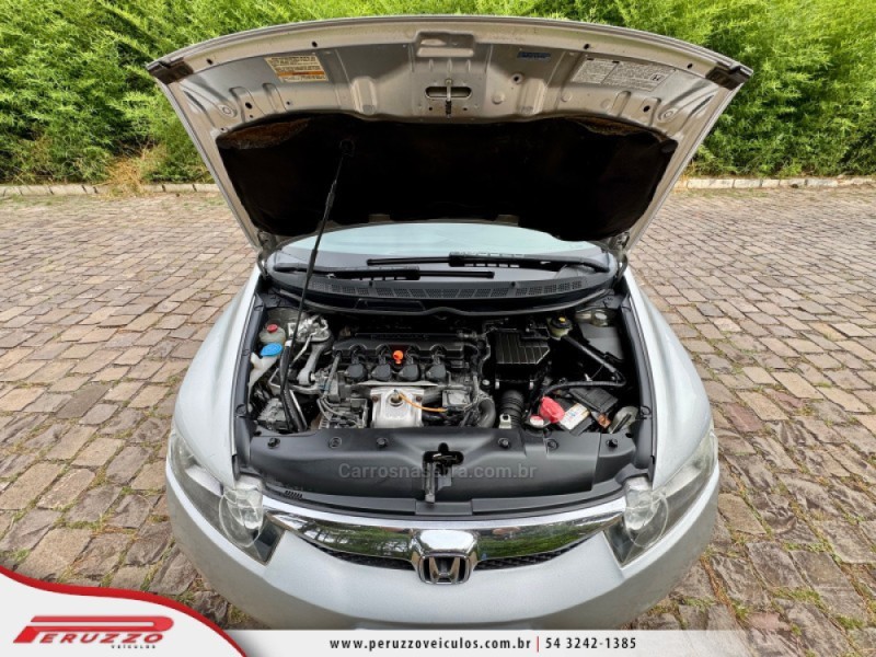 CIVIC 1.8 LXS 16V FLEX 4P MANUAL - 2009 - NOVA PRATA
