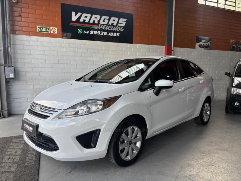 fiesta 1.6 se sedan 16v flex 4p manual 2011 caxias do sul