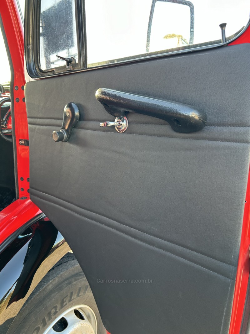 L-1313 3 EIXOS - 1979 - CAXIAS DO SUL