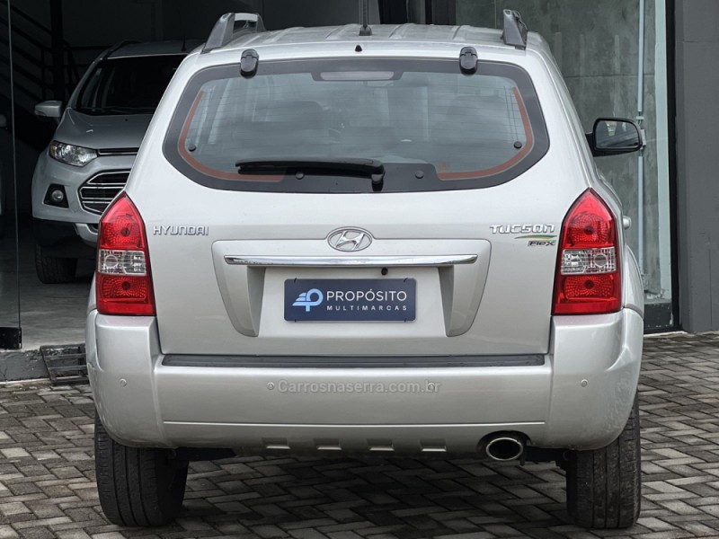 TUCSON 2.0 MPFI GLS 16V 143CV 2WD FLEX 4P AUTOMÁTICO - 2013 - ESTâNCIA VELHA