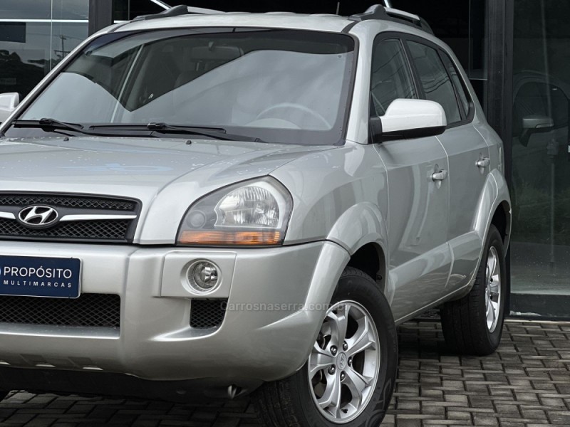 TUCSON 2.0 MPFI GLS 16V 143CV 2WD FLEX 4P AUTOMÁTICO - 2013 - ESTâNCIA VELHA