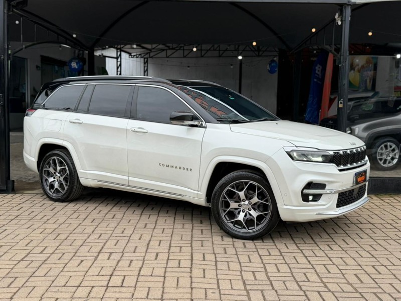 COMMANDER 1.3 OVERLAND T270 16V 4X2 TURBO FLEX 4P AUTOMÁTICO - 2022 - LAGOA VERMELHA