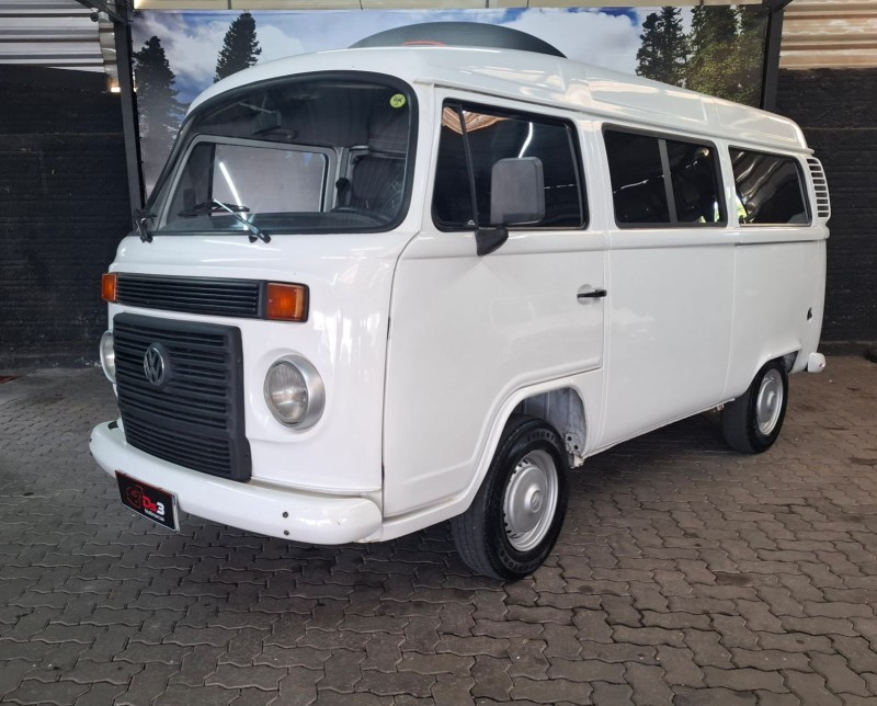 kombi 1.4 mi std lotacao 8v flex 3p manual 2012 caxias do sul