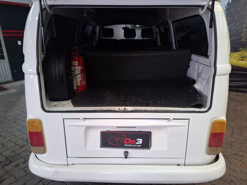 KOMBI 1.4 MI STD LOTAÇÃO 8V FLEX 3P MANUAL - 2012 - CAXIAS DO SUL