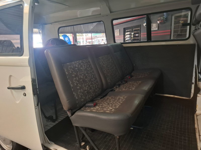 KOMBI 1.4 MI STD LOTAÇÃO 8V FLEX 3P MANUAL - 2012 - CAXIAS DO SUL