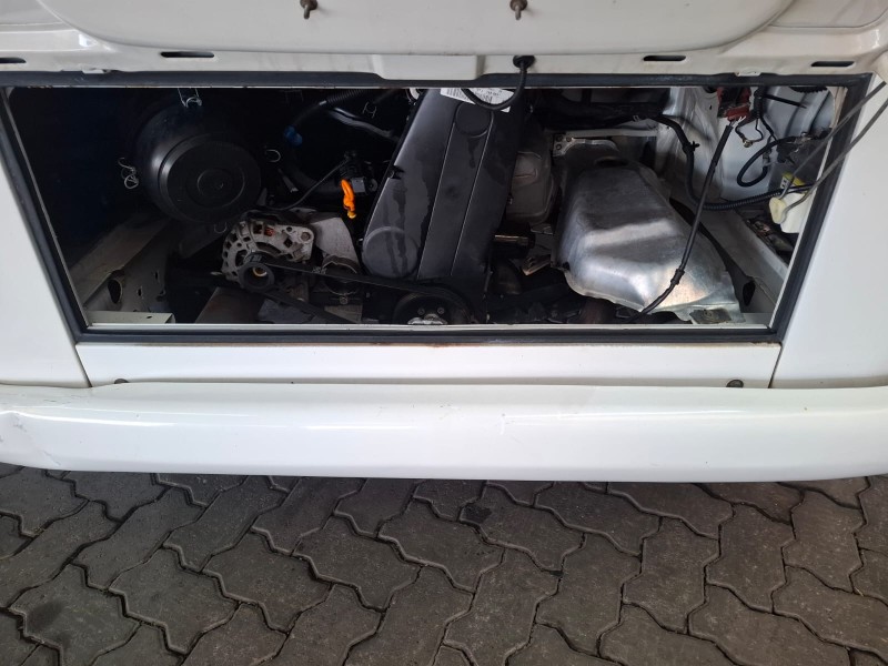 KOMBI 1.4 MI STD LOTAÇÃO 8V FLEX 3P MANUAL - 2012 - CAXIAS DO SUL