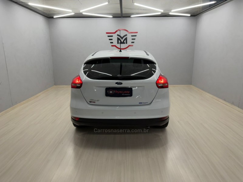 FOCUS 1.6 SE 8V FLEX 4P MANUAL - 2016 - CAXIAS DO SUL