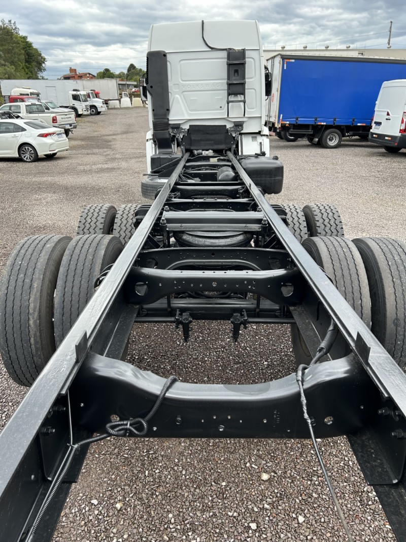 24-280 E CONSTELLATION 6X2 - 2021 - CAXIAS DO SUL