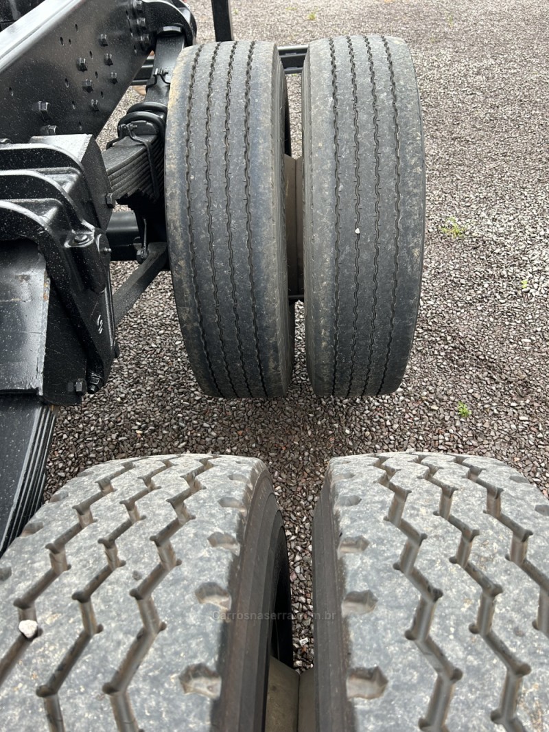 24-280 E CONSTELLATION 6X2 - 2021 - CAXIAS DO SUL