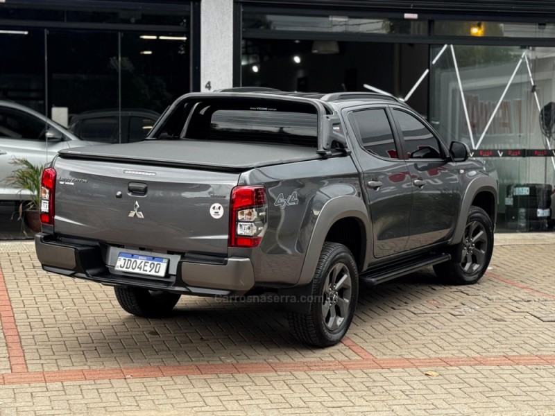 L200 OUTDOOR 2.5 HPE 4X4 CD 8V TURBO INTERCOOLER DIESEL 4P AUTOMÁTICO - 2025 - SAPUCAIA DO SUL