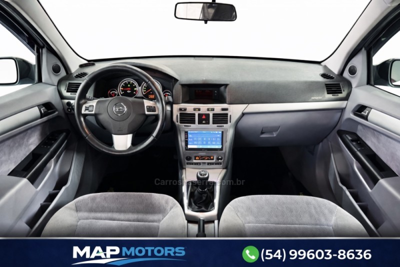 VECTRA 2.0 MPFI ELEGANCE 8V 140CV FLEX 4P MANUAL - 2009 - CAXIAS DO SUL