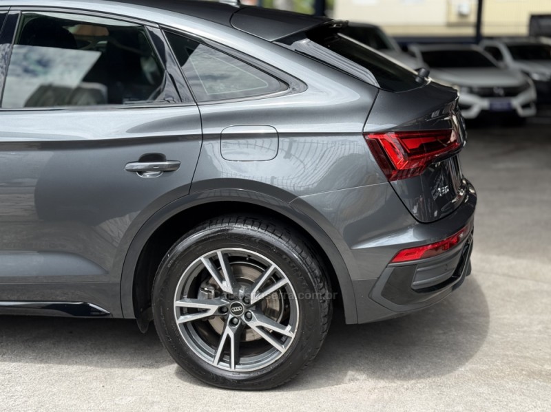 Q5 2.0 55 TFSI PHEV SPORTBACK PERFORMANCE BLACK QUATTRO HÍBRIDO 4P AUTOMÁTICO - 2023 - CAXIAS DO SUL