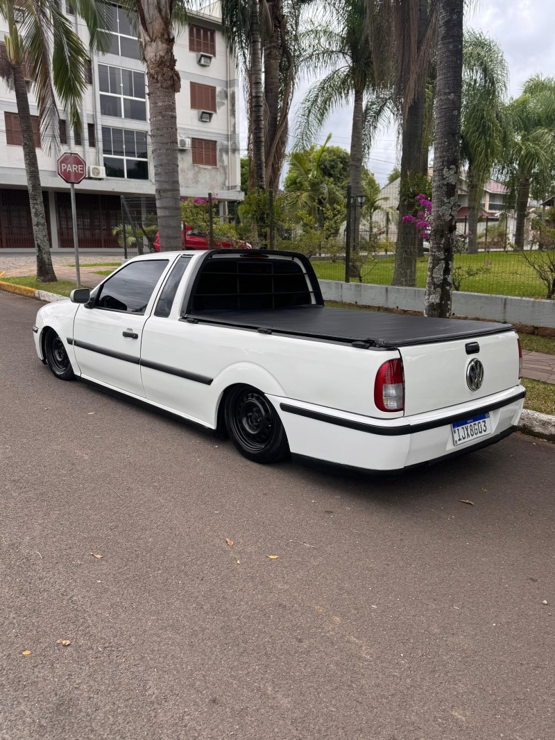 SAVEIRO 1.8 MI CS 8V GASOLINA 2P MANUAL G.III - 2001 - FELIZ